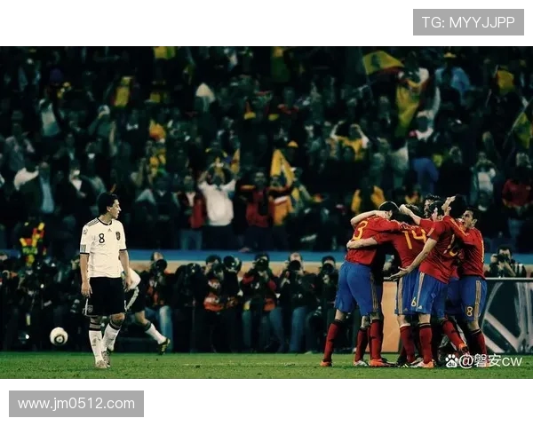 曼城与利物浦激战正酣 双方誓言争夺英超冠军宝座 曼城与利物浦激战正酣 双方誓言争夺英超冠军宝座