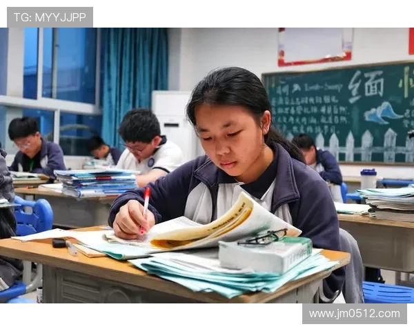 朱旭航的成长之路：从平凡少年到杰出人才的奋斗故事